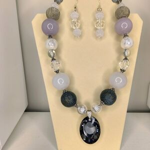 Elegant Multi-Color Necklace and Earring Set